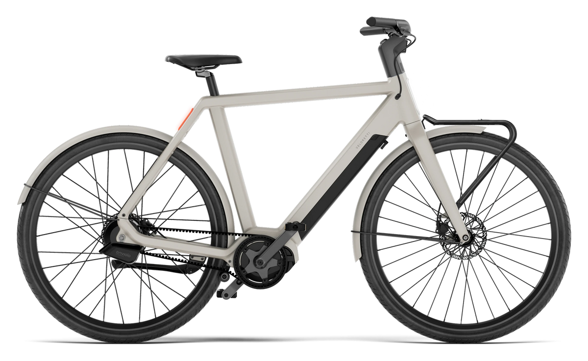 Op de fiets: VELORETTI Ace Two in Dune met de Voordrager Two, van opzij
